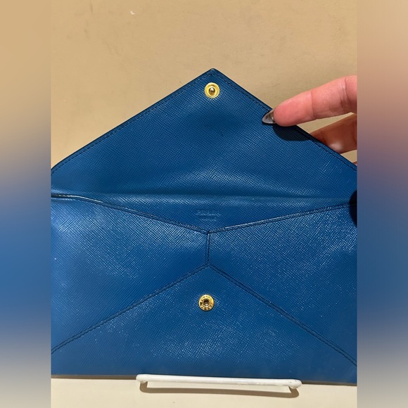 COPY - Prada Vitello Grain Blue Envelope Wallet w/unbranded Chain - Picture 10 of 14